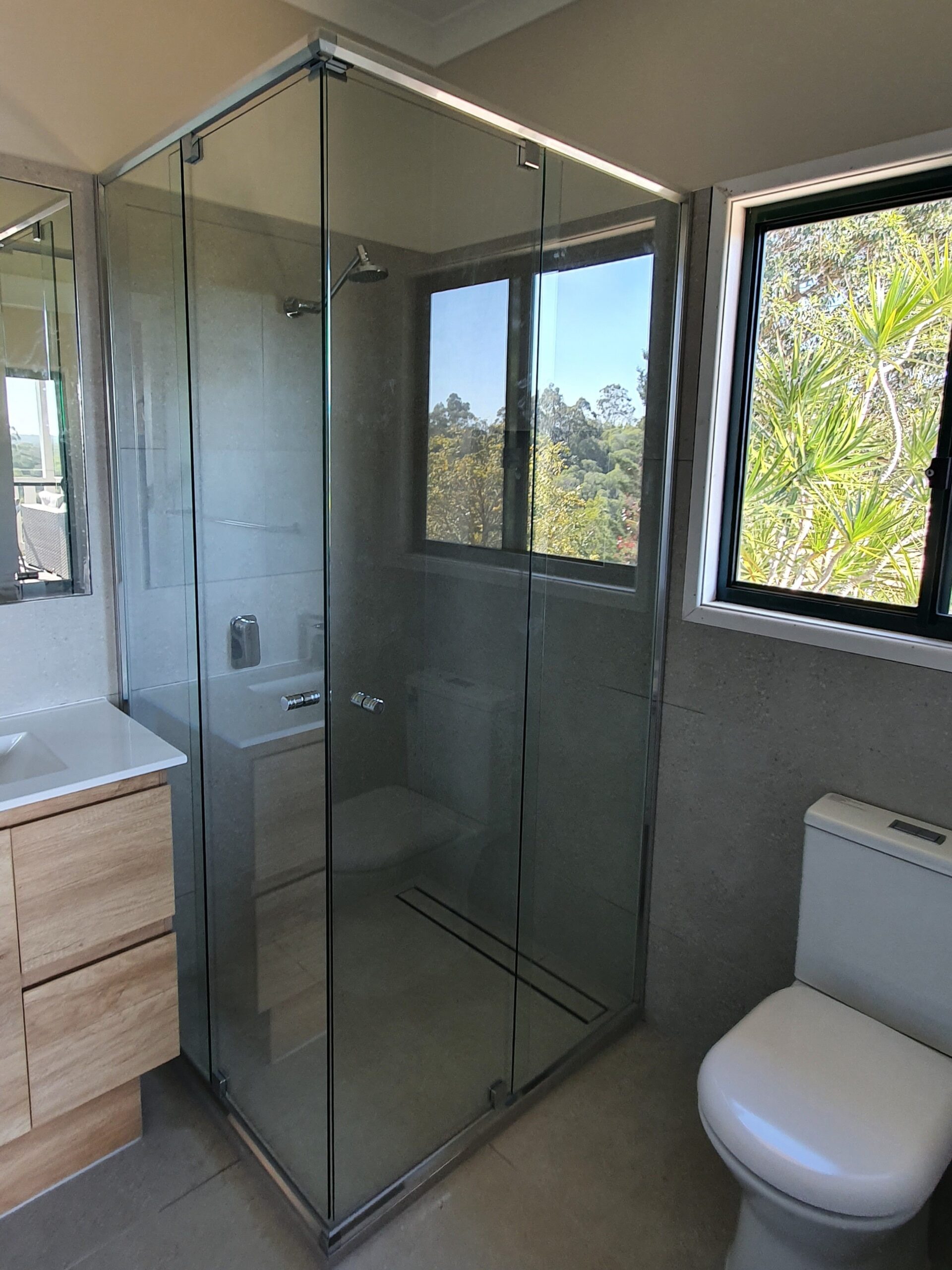 Semi Frameless Shower Screens - Image 22
