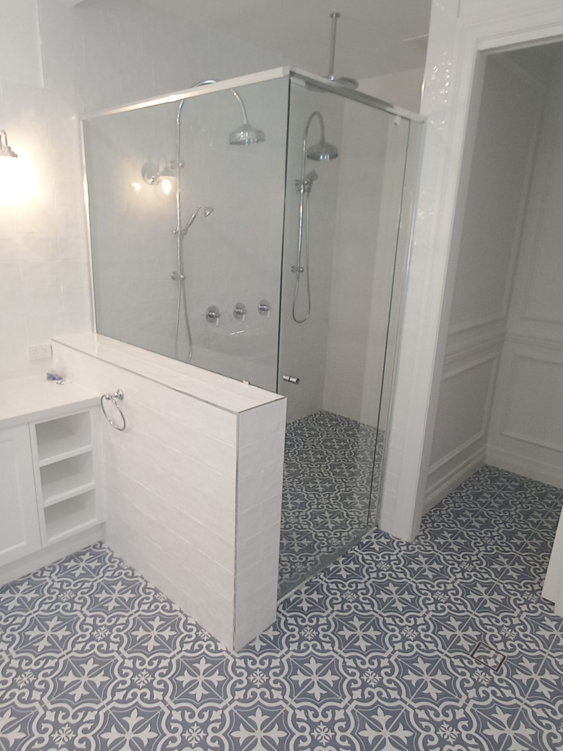 Semi Frameless Shower Screens - Image 28