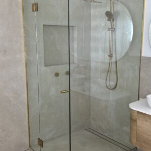Frameless Shower Screen