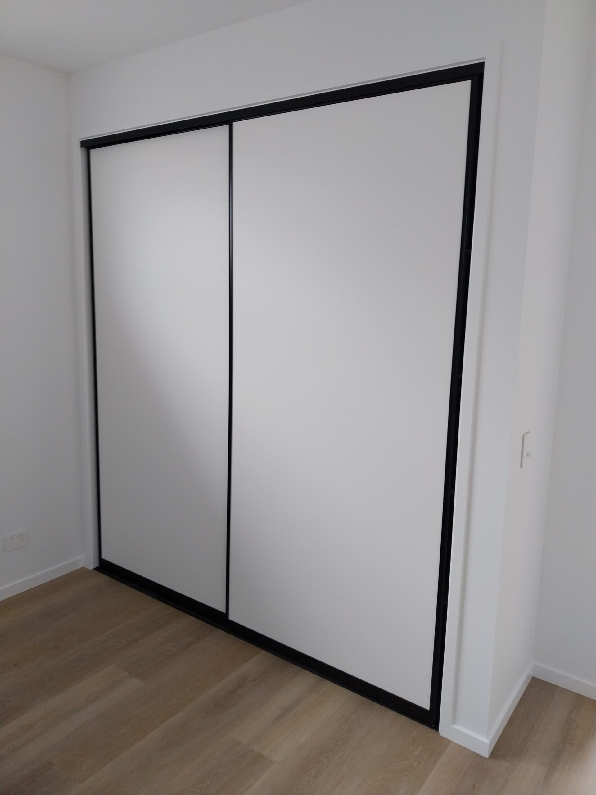 Framed Robes - Image 6