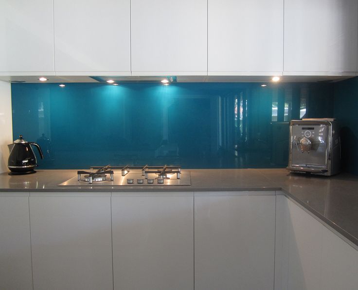 733. Glass splashback - Metallic Blue - Ultimate Shower Screen