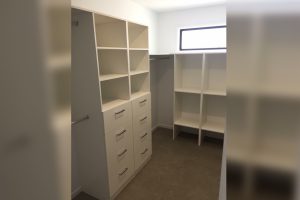 860. Custom Layout with Fixed shelves and drawers